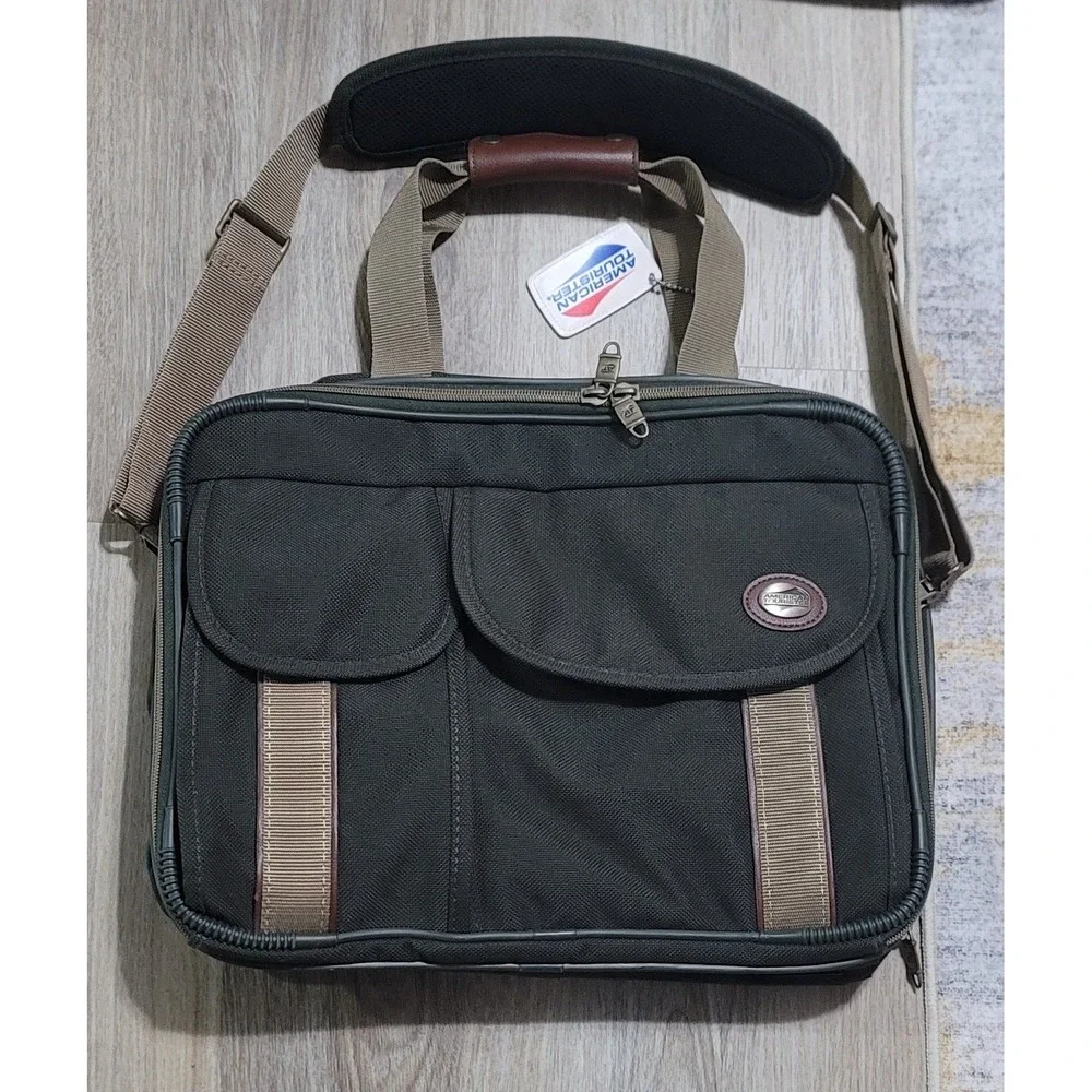 American Tourister Olive Canvas Cordura Shoulder Bag & Matching Hang Garment Bag